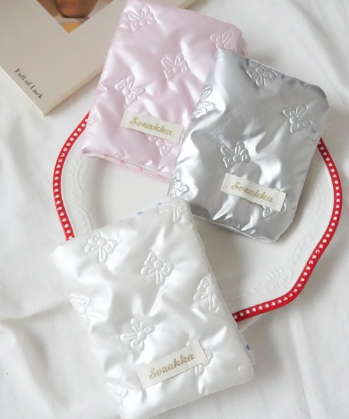 Port（ポート）の「【 Port / ポート 】 メタリック キルティング リボン パスポートケース / マルチケース_（パスポートケース・レディース・ホワイト/シルバー/ピンク・FREE）」の3枚目の写真