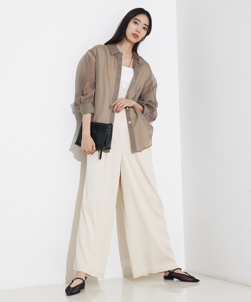 qualite(カリテ)の「ソフトオーガンジーシアーシャツ/春服/夏服/オフィスカジュアル/きれいめ(シャツ/ブラウス・レディース・ホワイト/イエロー系その他/モカ・フリー)」の5枚目の写真