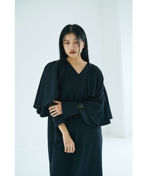 marjour（マージュール）の「RUFFLE DRESS（ワンピース・レディース・ネイビー/ブラック・M）」の19枚目の写真