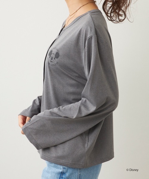 Disney（ディズニー）の「【OP/オーピー】ミッキー/水陸両用スナップボタンカーディガン/レディース（カーディガン/ボレロ・レディース・ピンク/チャコールグレー/ホワイト・MEDIUM/LARGE/X-LARGE）」の11枚目の写真