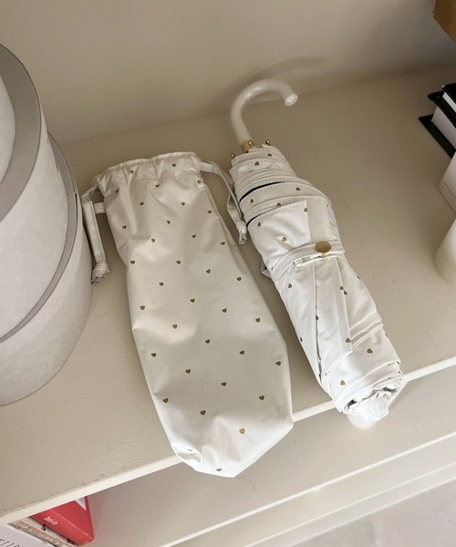 Me%（ミィパーセント）の「【晴雨兼用】プチハートminiカサ　323355（折りたたみ傘・レディース・ブラック/アイボリー・FREE）」の2枚目の写真