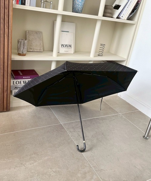 Me%（ミィパーセント）の「【晴雨兼用】プチハートminiカサ　323355（折りたたみ傘・レディース・ブラック/アイボリー・FREE）」の8枚目の写真