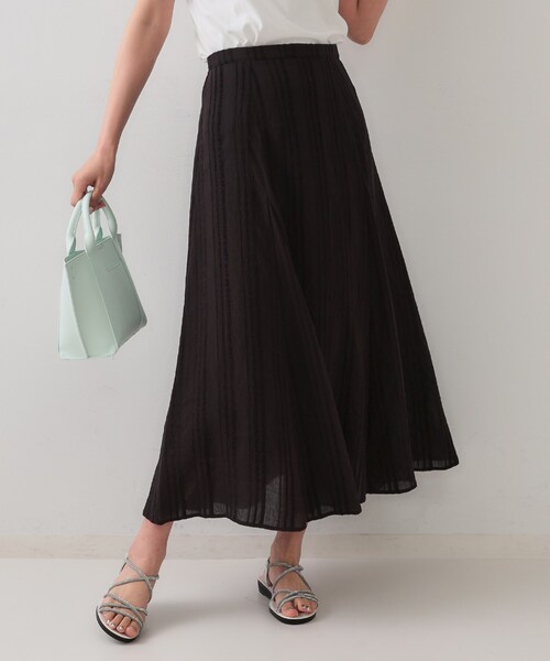 広がりすぎない大人の6枚接ぎロングスカート】｜MELROSE CLAIRE