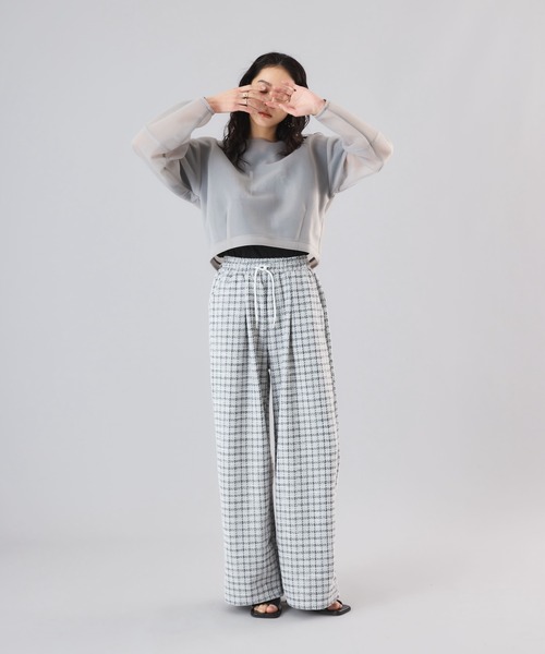 Muscat(マスカット)の「チェックイージータックパンツ(その他パンツ・レディース・オフホワイト/ブラック/ベージュ・F)」の6枚目の写真