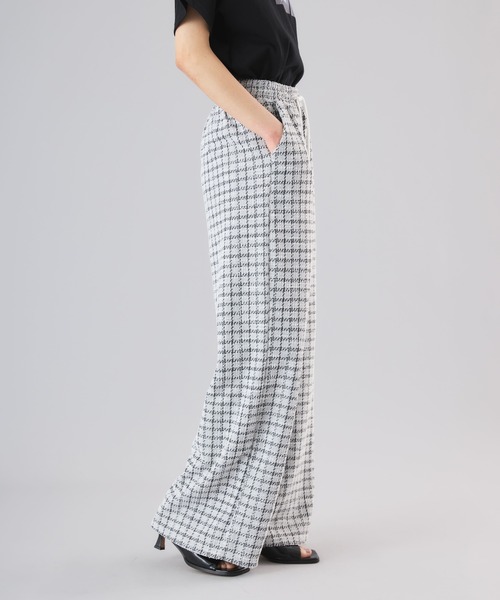 Muscat(マスカット)の「チェックイージータックパンツ(その他パンツ・レディース・オフホワイト/ブラック/ベージュ・F)」の18枚目の写真