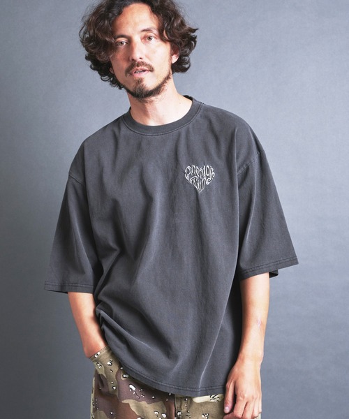 COMMON WARE(コモンウェアー)の「COMMONWARE:"HEART"ロゴ 刺繍 TEE S/S(Tシャツ/カットソー・メンズ・スミクロ/ブラック・S/M/L/XL)」の11枚目の写真