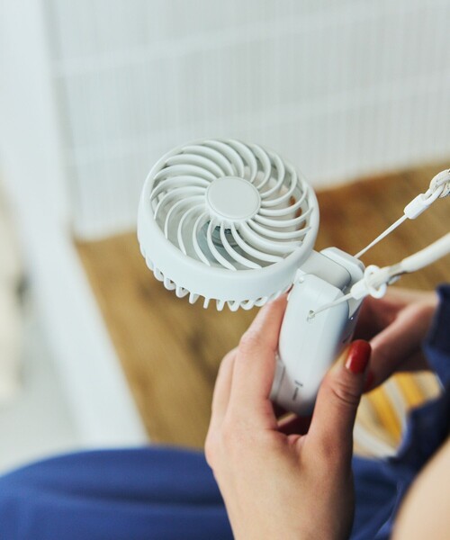 FREAK'S STORE（フリークスストア）の「PRISMATE/プリスメイト 大風量ダブルファン カラビナ付（生活家電・レディース・ターコイズブルー/ホワイト/ピンク・ONE SIZE）」の4枚目の写真