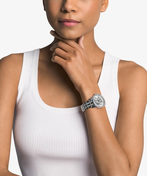 MICHAEL KORS(マイケルコース)の「マイケル・コース 腕時計 レディース アナログ ステンレス MK7542(アナログ腕時計・レディース・シルバー・FREE)」の2枚目の写真