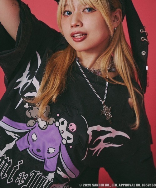 tシャツ 「GALFY×KUROMI」イルガルフィーボロボロ半袖TEE レディース メンズ クロミ×GALFY(ガルフィー) イルガルフィーボロボロ半袖TEE - Ink