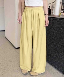 UTTA ジョガーパンツ イエロー ロゴ付き UTTA ジョガーパンツ イエロー ロゴ付き レタリングロゴ入り