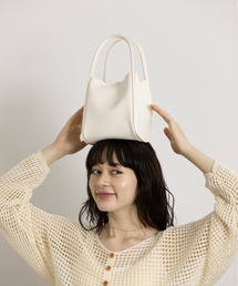 Lunea（ルネア）の「3wayフェイクレザーミニバッグ/ポーチ&２種類のショルダー紐付き（ハンドバッグ）」