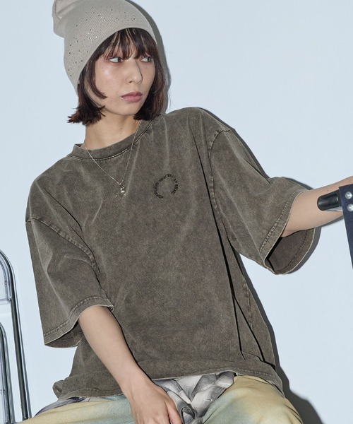 Anchor Smith（アンカー スミス）の「ヴィンテージ加工ピグメント サークルロゴ刺繍 オーバーサイズ半袖Tシャツ（Tシャツ/カットソー・レディース・ブラウン/ネイビー/ブラック/ワイン・M/L）」の15枚目の写真