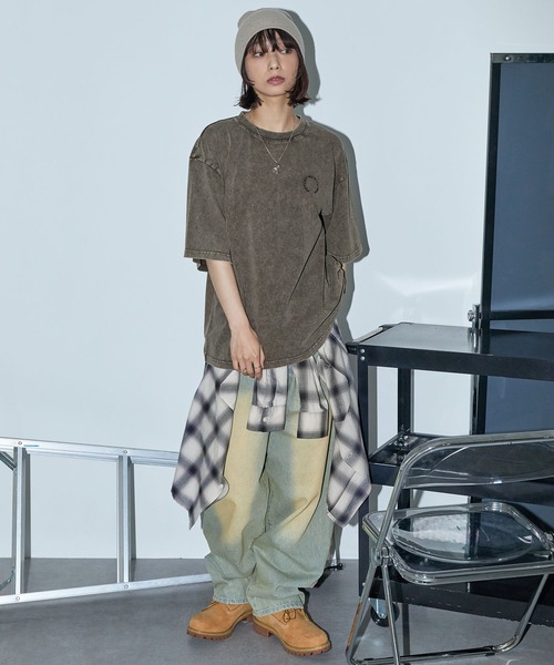 Anchor Smith（アンカー スミス）の「ヴィンテージ加工ピグメント サークルロゴ刺繍 オーバーサイズ半袖Tシャツ（Tシャツ/カットソー・レディース・ブラウン/ネイビー/ブラック/ワイン・M/L）」の19枚目の写真