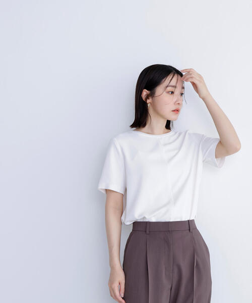 NATURAL BEAUTY BASIC(ナチュラルビューティーベーシック)の「◇シフォンラインTブラウス(シャツ/ブラウス・レディース・ダークブルー/グレイッシュベージュ/オフホワイト・SMALL/MEDIUM)」の6枚目の写真