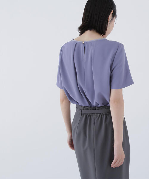 NATURAL BEAUTY BASIC(ナチュラルビューティーベーシック)の「◇シフォンラインTブラウス(シャツ/ブラウス・レディース・ダークブルー/グレイッシュベージュ/オフホワイト・SMALL/MEDIUM)」の15枚目の写真