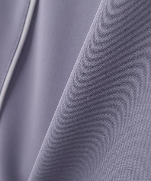 NATURAL BEAUTY BASIC(ナチュラルビューティーベーシック)の「◇シフォンラインTブラウス(シャツ/ブラウス・レディース・ダークブルー/グレイッシュベージュ/オフホワイト・SMALL/MEDIUM)」の18枚目の写真