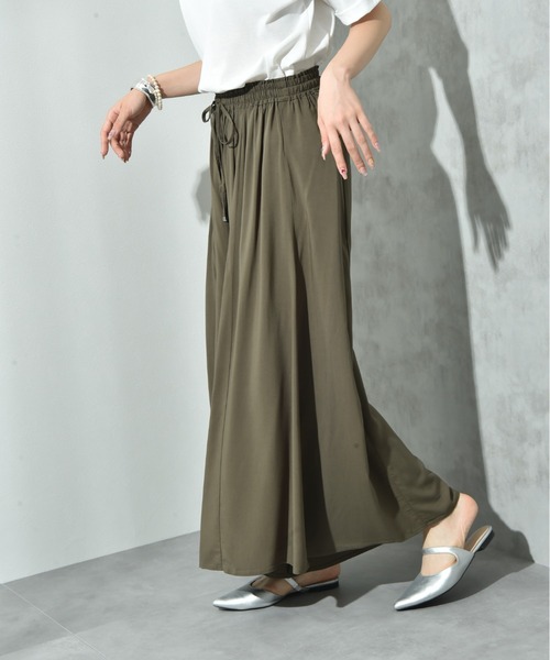 INTERPLANET（インタープラネット）の「レーヨンワイドイージーパンツ（その他パンツ・レディース・ブラック/カーキ/イエロー/ターコイズブルー・FREE）」の9枚目の写真