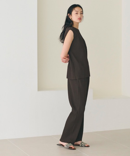 coca(coca)(コカ)の「【WEB限定セール】ジョーゼットプリーツノースリーブトップス セットアップ可能/吸水速乾/イージーケア/乾燥機OK(Tシャツ/カットソー・レディース・ブラウン/ブラック・L/M)」の15枚目の写真