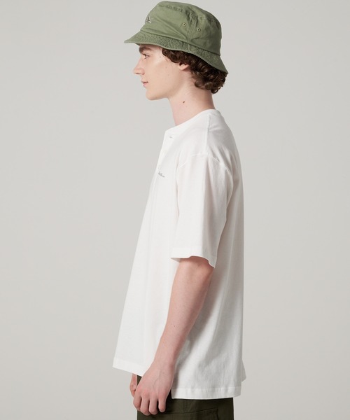 Eddie Bauer(エディーバウアー)の「クラシック ロゴ刺繍 ヘンリーネック Tシャツ(Tシャツ/カットソー・メンズ・ホワイト/ネイビー/オレンジ・L/M/XXL/S/XL)」の10枚目の写真