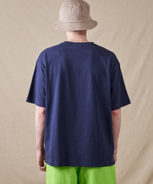 Eddie Bauer(エディーバウアー)の「クラシック ロゴ刺繍 ヘンリーネック Tシャツ(Tシャツ/カットソー・メンズ・ホワイト/ネイビー/オレンジ・L/M/XXL/S/XL)」の20枚目の写真