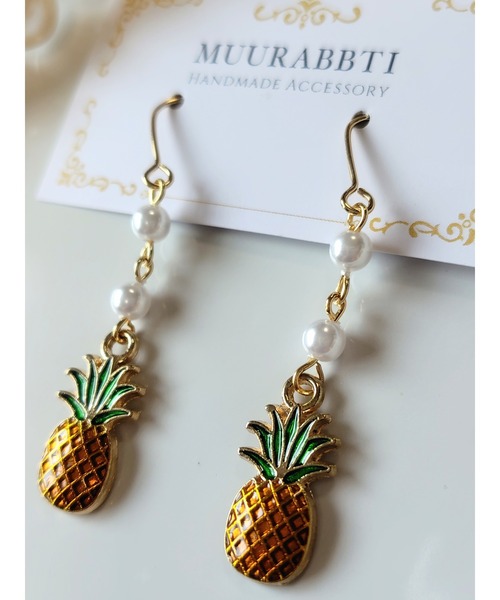 MUURABBTI】パイナップルとパールのピアス(MA)（ピアス（両耳用
