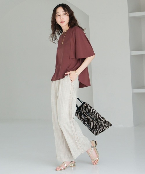 Elura（エルーラ）の「ドレスアップケーププルオーバー/494672（Tシャツ/カットソー・レディース・ブラック/ホワイト/ブラウン/ネイビー・MEDIUM/LARGE）」の6枚目の写真