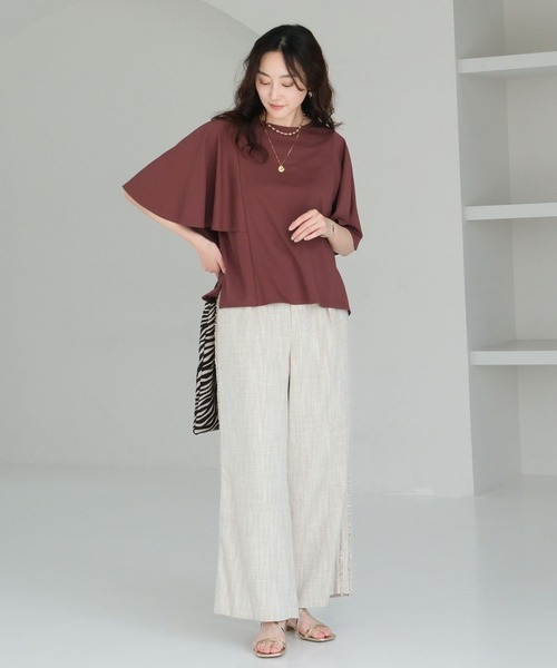 Elura（エルーラ）の「ドレスアップケーププルオーバー/494672（Tシャツ/カットソー・レディース・ブラック/ホワイト/ブラウン/ネイビー・MEDIUM/LARGE）」の5枚目の写真