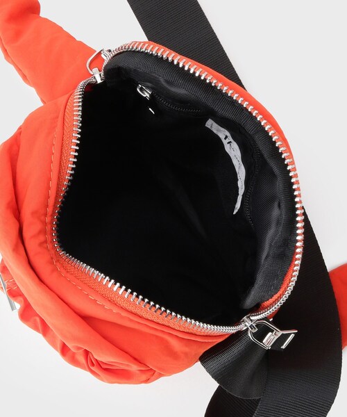 tk.TAKEO KIKUCHI（ティーケータケオキクチ）の「【パフィーシリーズ】mini miniショルダーバッグ（ショルダーバッグ・メンズ・ブラック系/ブラック/ブルー系その他2/オレンジ系その他2/ネイビー系1/グレー系その他2・00）」の15枚目の写真