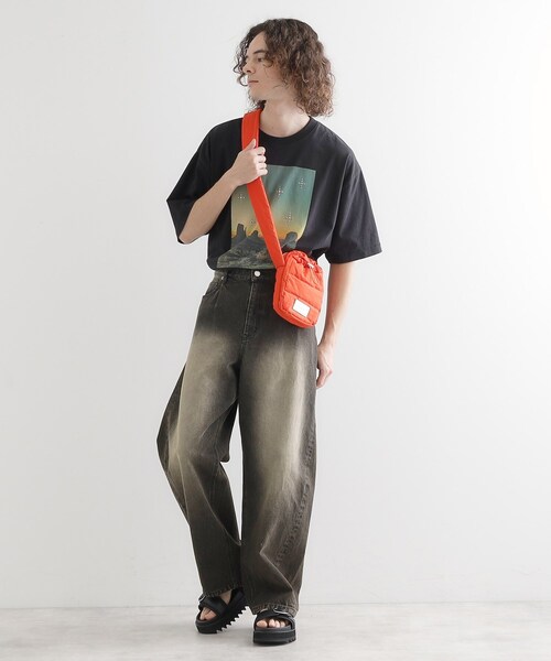 tk.TAKEO KIKUCHI（ティーケータケオキクチ）の「【パフィーシリーズ】mini miniショルダーバッグ（ショルダーバッグ・メンズ・ブラック系/ブラック/ブルー系その他2/オレンジ系その他2/ネイビー系1/グレー系その他2・00）」の22枚目の写真