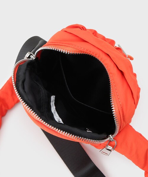 tk.TAKEO KIKUCHI（ティーケータケオキクチ）の「【パフィーシリーズ】mini miniショルダーバッグ（ショルダーバッグ・メンズ・ブラック系/ブラック/ブルー系その他2/オレンジ系その他2/ネイビー系1/グレー系その他2・00）」の10枚目の写真