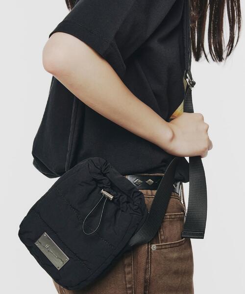 tk.TAKEO KIKUCHI（ティーケータケオキクチ）の「【パフィーシリーズ】mini miniショルダーバッグ（ショルダーバッグ・メンズ・ブラック系/ブラック/ブルー系その他2/オレンジ系その他2/ネイビー系1/グレー系その他2・00）」の13枚目の写真