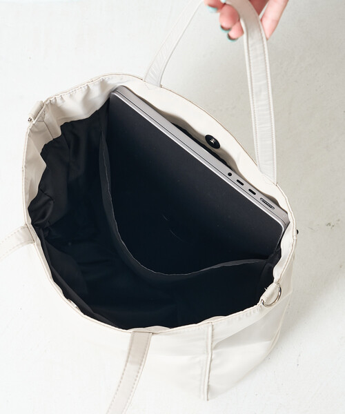 FREAK'S STORE（フリークスストア）の「OUTDOOR PRODUCTS × FREAK'S STORE/アウトドアプロダクツ 別注 2WAY コンチョトートバッグ/A4サイズトートバッグ/ノートPC収納可能（トートバッグ・レディース・ブラック/ブラウン/ナチュラル・ONE SIZE）」の16枚目の写真