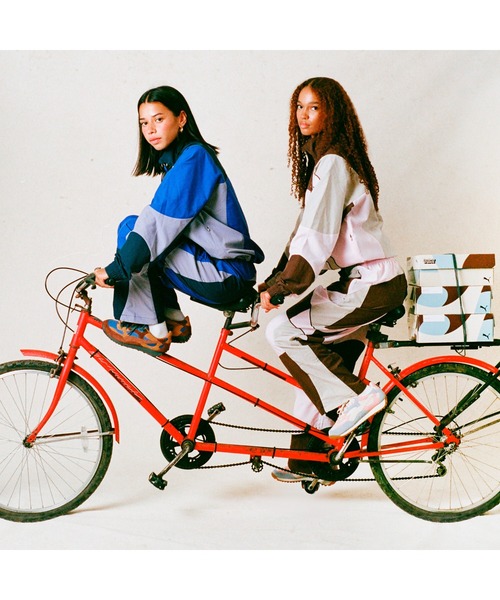 PUMA(プーマ)の「PUMA プーマ ユニセックス PUMA x KIDSUPER STUDIOS イージーライダー スニーカー(スニーカー・メンズ・チョコ/パープル系その他・23.5cm/29.0cm/26.0cm/26.5cm/25.0cm/25.5cm/28.0cm/28.5cm/27.0cm/27.5cm/22.5cm/23.0cm/24.5cm/24.0cm)」の10枚目の写真