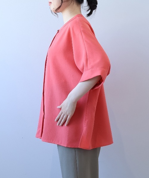 fleur by mint breeze(フルールバイミントブリーズ)の「【L~5L 大きいサイズ】【接触冷感】リネンライクスラブドルマンスリーブブラウス シャツ 半袖 春夏(シャツ/ブラウス・レディース・チャコールグレー/オレンジ/ライトグレー・LL/3L/4L/5L/L)」の14枚目の写真