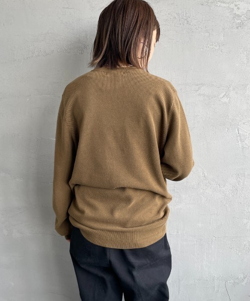 フレッドペリー✨️クルーネック　ニット　ワンポイント刺繍ロゴ　ウール　ブラウン　Ｌ フレッドペリー✨️クルーネック ニット ワンポイント刺繍ロゴ