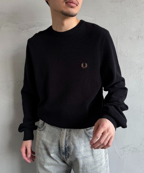 FRED PERRY（フレッドペリー）の「【WEB限定】[FRED PERRY/フレッドペリー] ワンポイントロゴ刺繍 クルーネックコットンニット（ニット/セーター・レディース・ブラック/キャメル・L/M/S）」の18枚目の写真