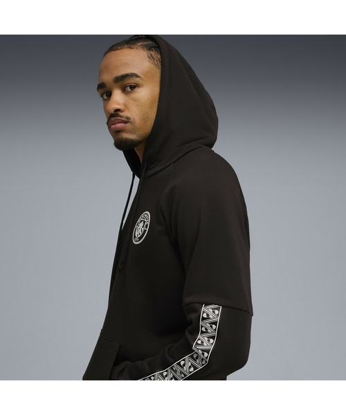 PUMA（プーマ）の「PUMA プーマ メンズ マンチェスターシティ FC キング フーディ（パーカー・メンズ・ブラック・SMALL/LARGE/X-LARGE/X-SMALL/MEDIUM）」の7枚目の写真