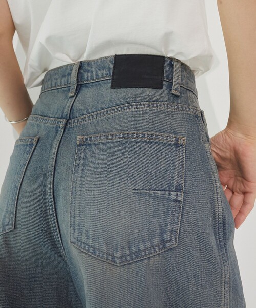 UNITED TOKYO（ユナイテッドトウキョウ）の「センタークリースハイウエストデニム｜ウォッシャブル/美脚見え/春服（デニムパンツ・レディース・ブルー/ブラック・1/2）」の6枚目の写真