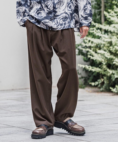 CAMBIO(カンビオ)の「mp13917-Slacks Fabric Wide Straight Pants ワイドストレートパンツ(スラックス・メンズ・ブラック/ベージュ/ブラウン/チャコール・S/M/L)」の14枚目の写真