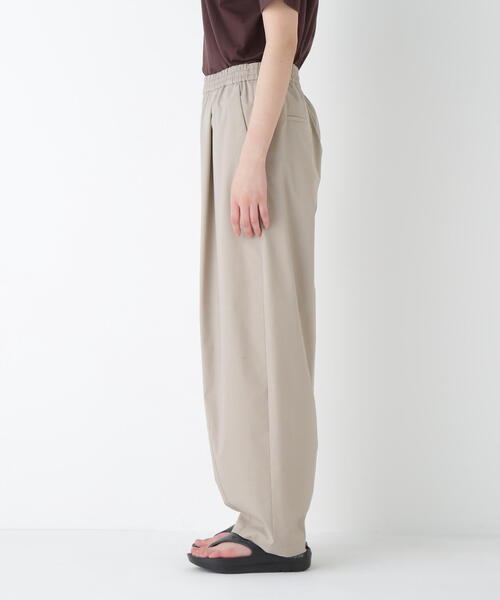 human woman(ヒューマンウーマン)の「◆TR×TCポプリンストレッチイージーカーブパンツ(その他パンツ・レディース・ネイビー/ベージュ系その他2・MEDIUM)」の5枚目の写真