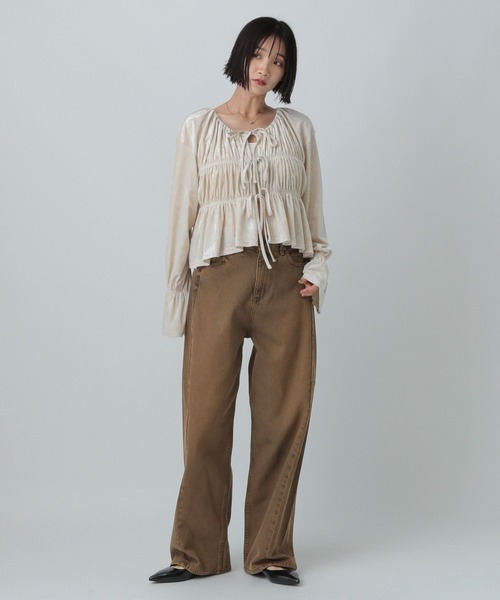 LOWRYS FARM(ローリーズファーム)の「カーブデニム 532507(デニムパンツ・レディース・ブラック/ブラウン/ブルー・MEDIUM/LARGE)」の15枚目の写真