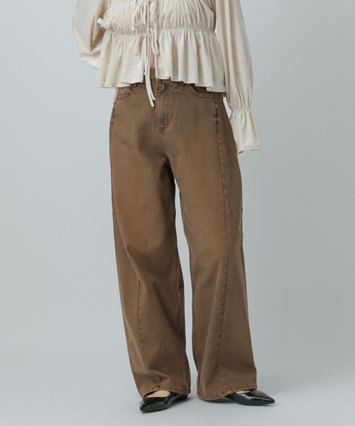 LOWRYS FARM(ローリーズファーム)の「カーブデニム 532507(デニムパンツ・レディース・ブラック/ブラウン/ブルー・MEDIUM/LARGE)」の16枚目の写真