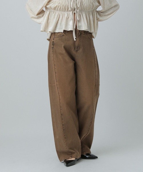 LOWRYS FARM(ローリーズファーム)の「カーブデニム 532507(デニムパンツ・レディース・ブラック/ブラウン/ブルー・MEDIUM/LARGE)」の17枚目の写真