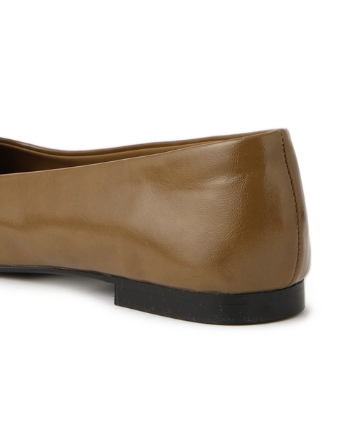 ADAM ET ROPE'(アダムエロペ)の「ラウンドフラットシューズ(パンプス・レディース・ホワイト/ブラウン系その他3/ブラック・23/23.5/24/24.5)」の17枚目の写真