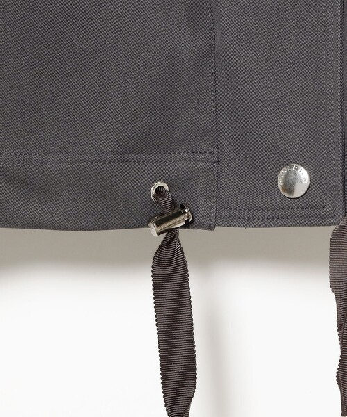 WOOLRICH（ウールリッチ）の「【別注】エディター坪田あさみ × WOOLRICH / ANORAK ダウンブルゾン（ダウンジャケット/コート・レディース・ライトグレー/チャコールグレー/ブラック・SMALL/MEDIUM）」の7枚目の写真