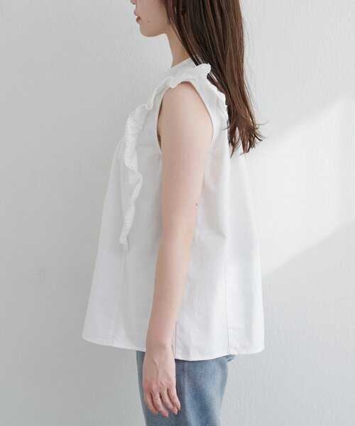 natural couture(ナチュラルクチュール)の「【WEB限定】デニム刺繍フリルブラウス(シャツ/ブラウス・レディース・ブルー/インディゴブルー/オフホワイト・FREE)」の20枚目の写真