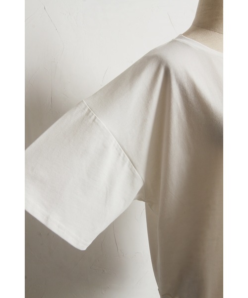 &. NOSTALGIA(アンドドットノスタルジア)の「【ZOZO限定】レースヘムルーズTシャツ(Tシャツ/カットソー・レディース・ブラック/ホワイト・FREE)」の5枚目の写真