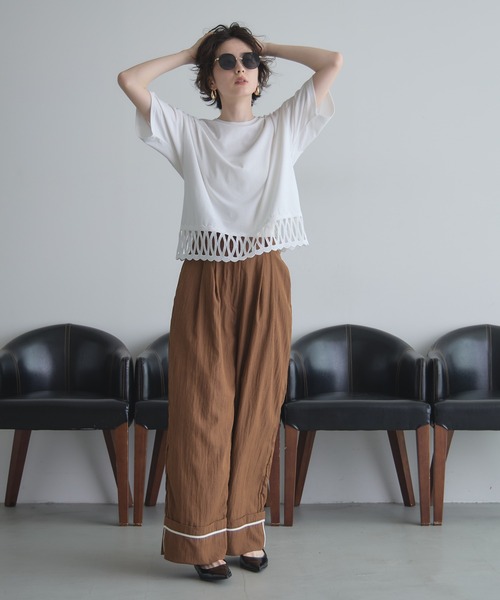 &. NOSTALGIA(アンドドットノスタルジア)の「【ZOZO限定】レースヘムルーズTシャツ(Tシャツ/カットソー・レディース・ブラック/ホワイト・FREE)」の17枚目の写真