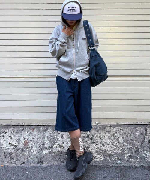 CIAOPANIC TYPY(チャオパニックティピー)の「【UNISEX】アシッドウォッシュ加工ロゴジップパーカー(パーカー・レディース・ブラック/ネイビー/グレー/レッド・MEDIUM/LARGE)」の11枚目の写真