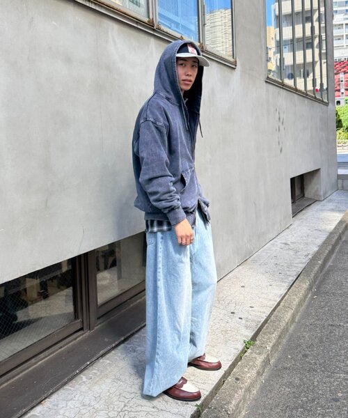 セール】【UNISEX】アシッドウォッシュ加工ロゴジップパーカー